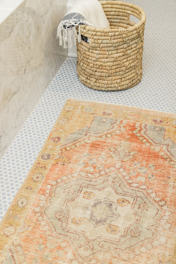 Selecting the Perfect Area Rug, A Buyer’s Guide